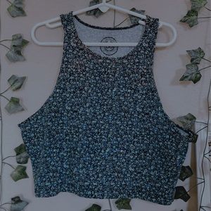 Authentic American Heritage floral crop top